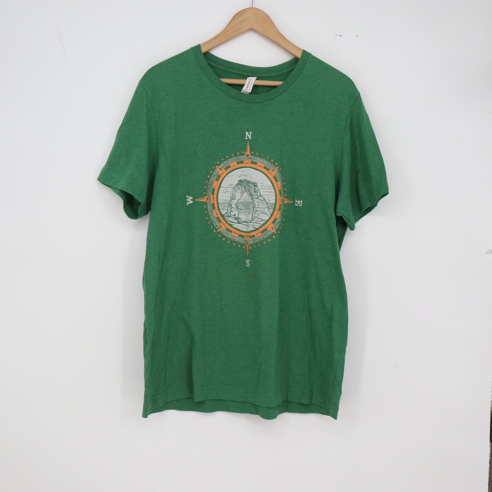 Bella + Canvas T-Shirt Mens L Arches National Park Moab Utah Green Graphic Good